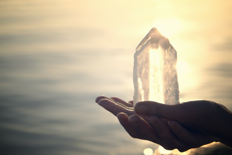 Good vibrations! crystal healing explained by The Soul Khaya